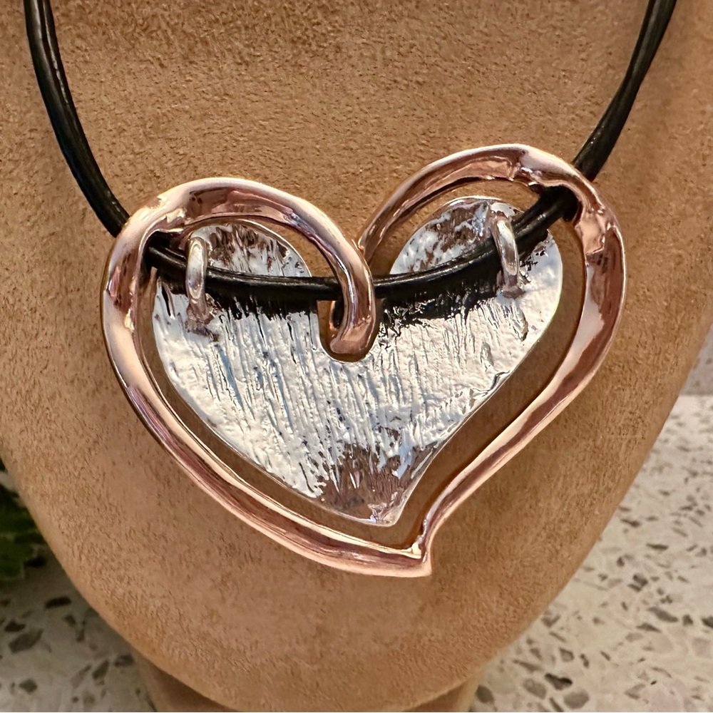 Copper tone and brushed silver Heart necklace set - Picture 5 of 9
